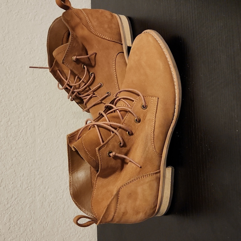 Diba Tan Ankle Lace Up Boot Size 9.5